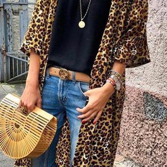 Profile Picture of Lisa Paz (@lisa_paz) on Poshmark