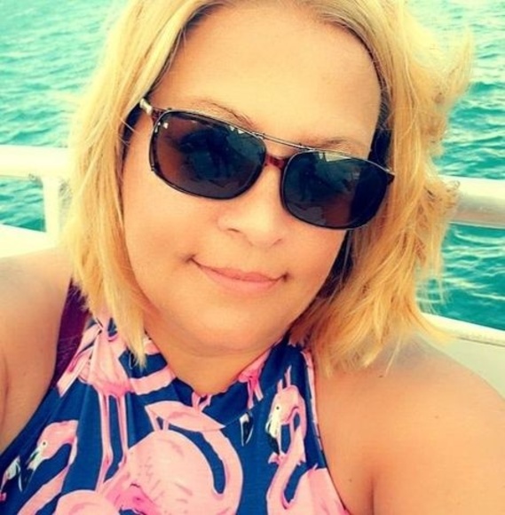 Profile Picture of Defawna Lambert (@defawna) on Poshmark