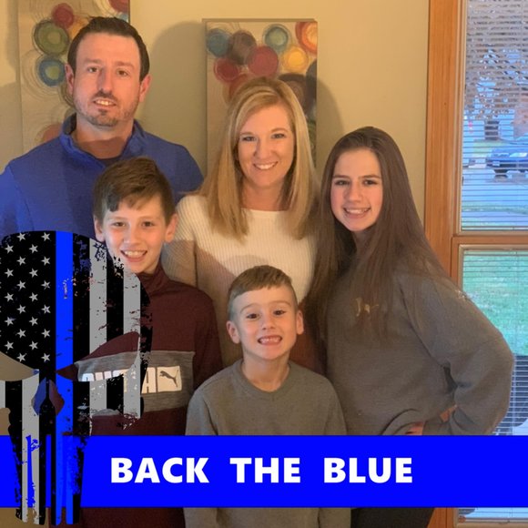 Profile Picture of Lauren Kalbfleish (@lkalbfleish) on Poshmark