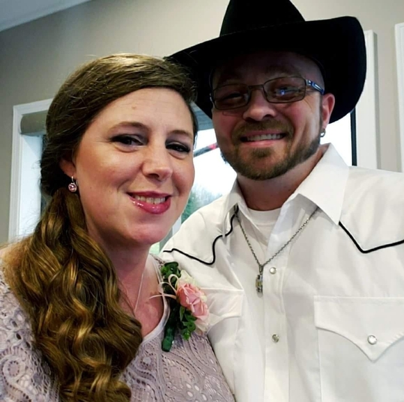 Profile Picture of Brian Cheek (@cheekb) on Poshmark