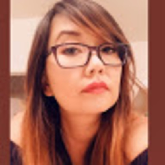 Profile Picture of Danna Williams (@ntdanna) on Poshmark