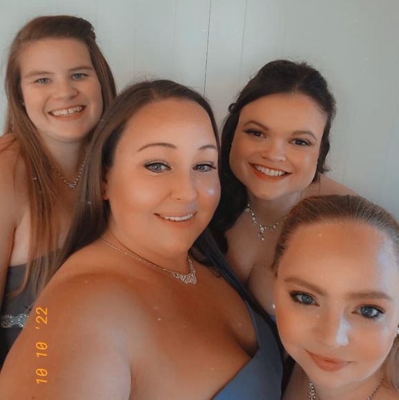 Profile Picture of Danielle Foster (@lost_my_way2) on Poshmark