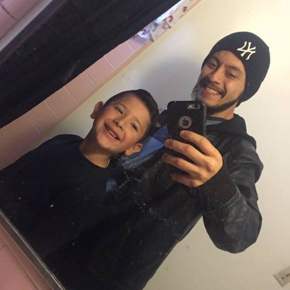 Profile Picture of Mark Knight (@markrknight11) on Poshmark