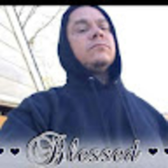 Profile Picture of William Devinney (@wildboyvinney75) on Poshmark