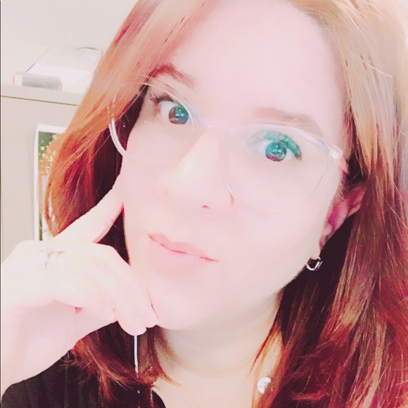 Profile Picture of Karla Casabone (@kcasabone) on Poshmark