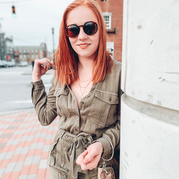 Profile Picture of Haley Holcomb (@haleyholc) on Poshmark