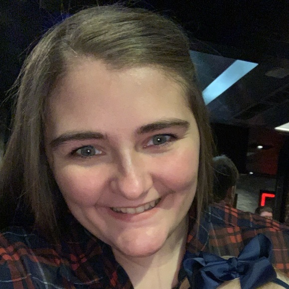 Profile Picture of Ashley Mcmeans (@ashleymcmeans) on Poshmark