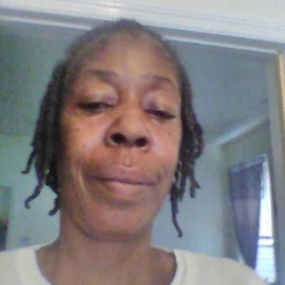 Violet Copney - Poshmark Profile Picture of Violet Copney (@sisterwildfire) on Poshmark