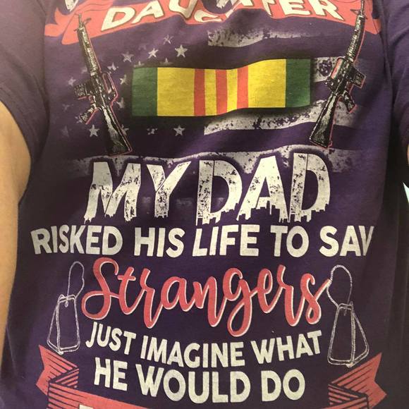 Profile Picture of Jennifer Kriner (@kriner) on Poshmark