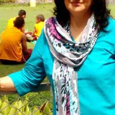 Profile Picture of Geetha Suresh (@geethasuresh8) on Twitter