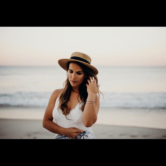 Profile Picture of Julie Kegney (@juliekegney) on Poshmark