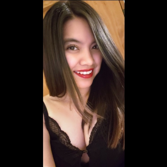 Profile Picture of Maria Exiga (@dannyc9159) on Poshmark