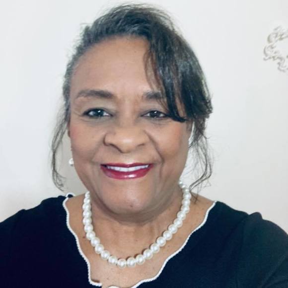 Profile Picture of Kathleen Barge-stevenson (@cydnekas) on Poshmark