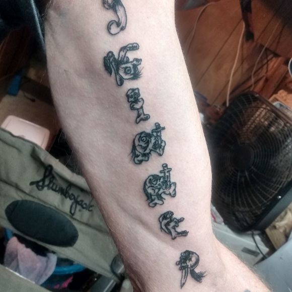 Profile Picture of Larry Skinner (@larryskinner349) on Poshmark