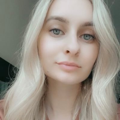 Profile Picture of Olivia Kern (@OliviaNKern) on Twitter