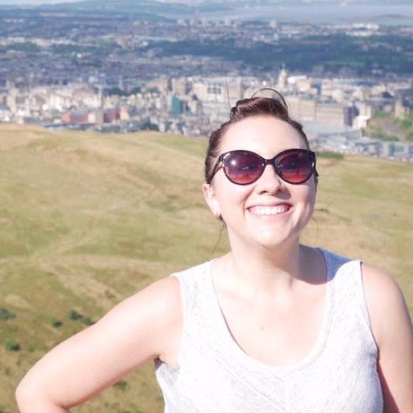 Profile Picture of Sarah Kvamme (@srkvamme) on Poshmark