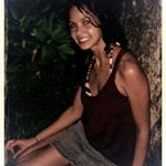 Profile Picture of Lori DaSilva (@bewildlyfree) on Instagram