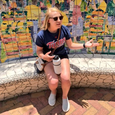 Profile Picture of Amanda Baerlocher (@ambaerlocher) on Twitter