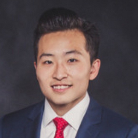 Profile Picture of Dave Kim (@davidykim5) on Poshmark