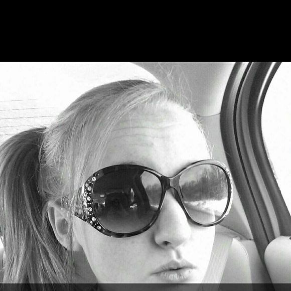 Profile Picture of Haylee Wigal (@haylee_wigal) on Poshmark