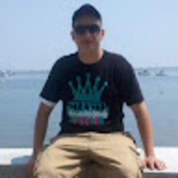 Kevin Dias - Poshmark Profile Picture of Kevin Dias (@kev5826) on Poshmark