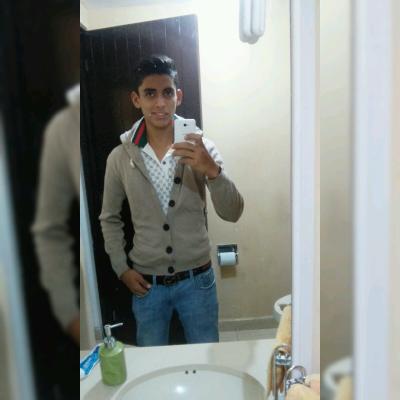 Profile Picture of Carlos Sanchez (@carlOos_19) on Twitter