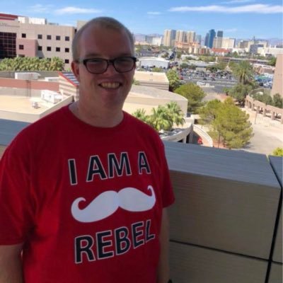 Profile Picture of Michael DeRose (@MikeLikesHotels) on Twitter