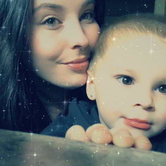 Profile Picture of Savannah Archer (@savannaharcher) on Poshmark