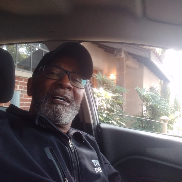 Profile Picture of Alberth Adams (@al51) on Poshmark