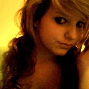 Profile Picture of Kerrie Vines (@kerriesexychickx) on Myspace
