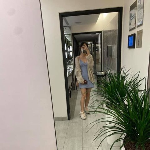 Profile Picture of Adabelle Choy (@adabellechoypy) on Poshmark
