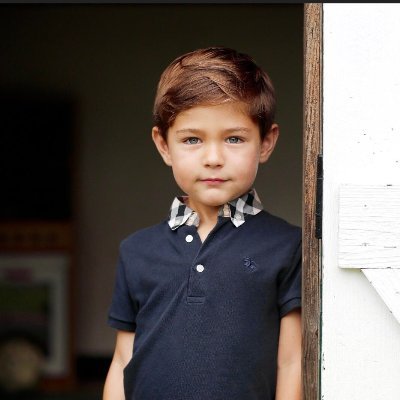 Profile Picture of Ashley Bosonac (@AshleyBosonac) on Twitter