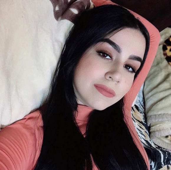 Profile Picture of Yesenia Losoya (@yesenia_losoya) on Poshmark