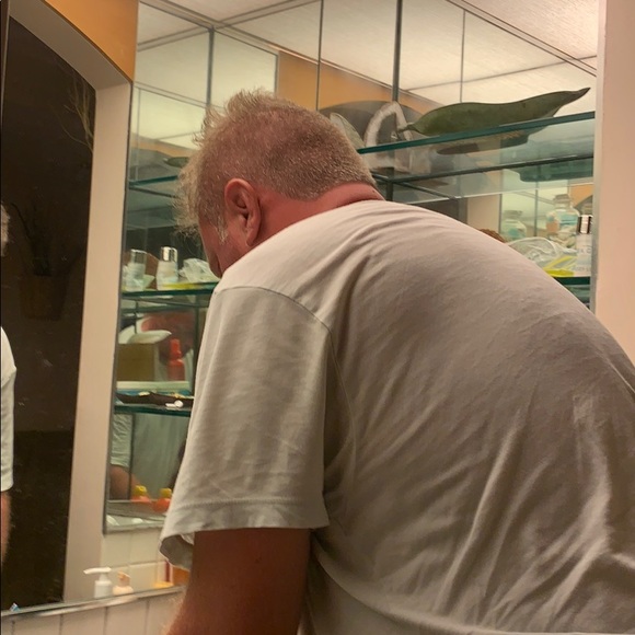 Profile Picture of Marc Hart (@marc_hart) on Poshmark