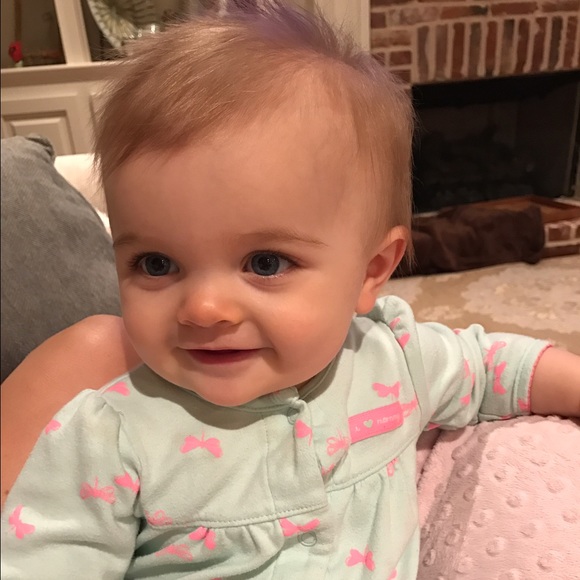 Profile Picture of Mary Amacker (@mlamacker) on Poshmark