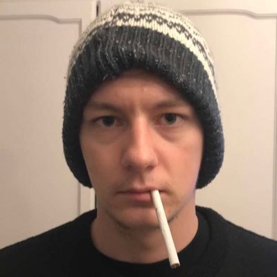 Profile Picture of Phillip Larson (@SlapYourNan45) on Twitter