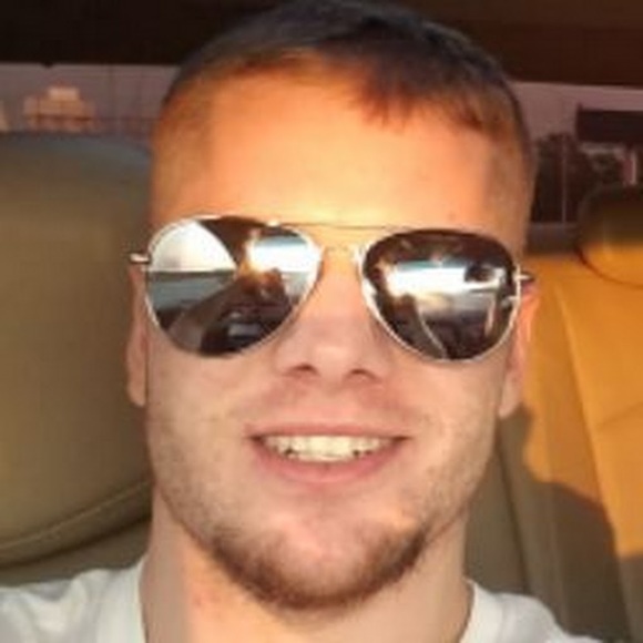 Profile Picture of Blake Pfohl (@bluegsxr2012) on Poshmark
