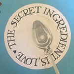 Profile Picture of Deb Crump (@debbie_does_dinner_) on Instagram