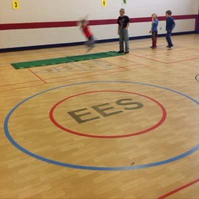 Profile Picture of EESPE (@PeterPicard6) on Twitter