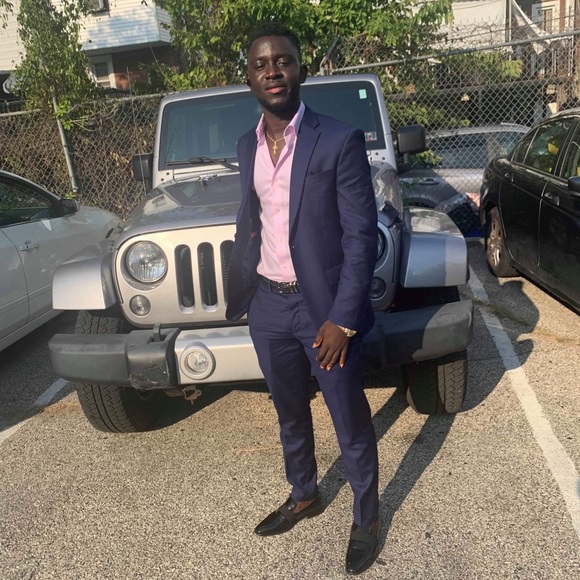 Profile Picture of Patrick Gaye (@patrickgaye) on Poshmark