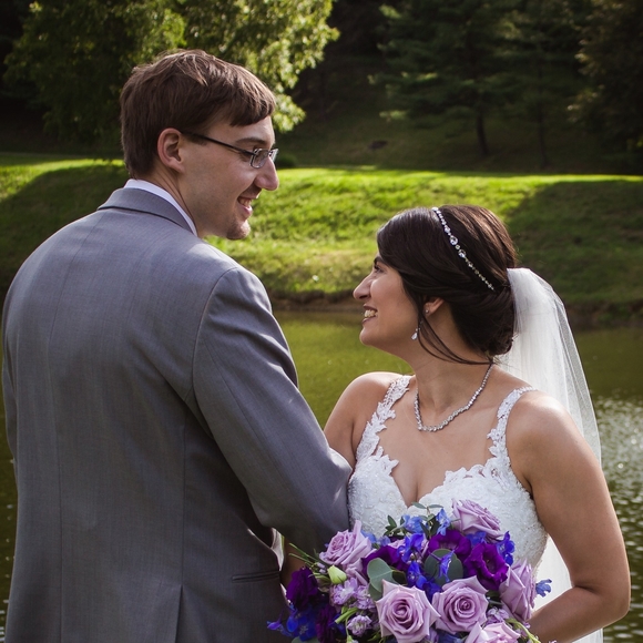 Profile Picture of Carly Morgan (@sccrvio04) on Poshmark