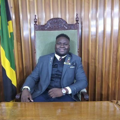 Profile Picture of Nicholas J. McIntyre (@Daddii_Macky) on Twitter