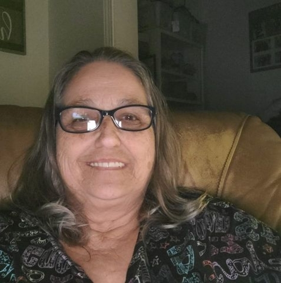 Profile Picture of Kathy Kinnaman (@kklonewolf2008) on Poshmark