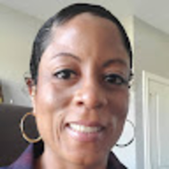 Profile Picture of Tracey Folden (@tyfolden) on Poshmark