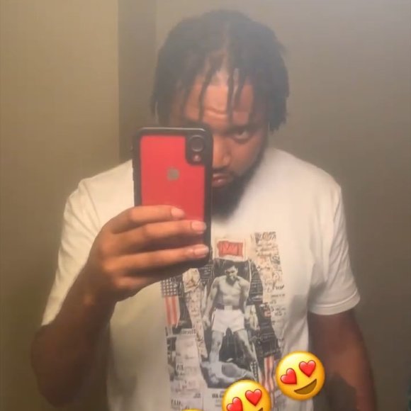 Profile Picture of Brian Keyes (@big_keyes) on Poshmark