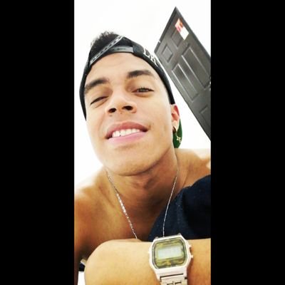 Profile Picture of Jon👑 (@JonNArevalo) on Twitter