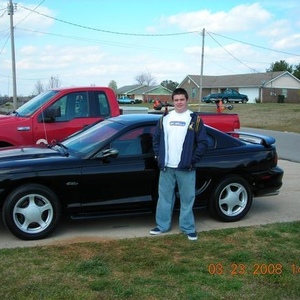Profile Picture of Austin Manhart (@manhart1) on Myspace