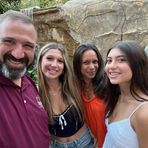 Profile Picture of Stacy Leibowitz Swartz (@slswartz) on Facebook