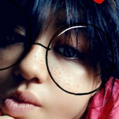 Profile Picture of Rocio Gonzalez (@Rosalie1234566) on Twitter