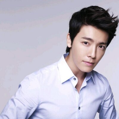 Profile Picture of Lee Dong Hae (@LeeDongHaeSuju) on Twitter